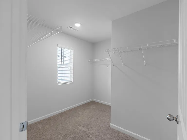 59 Berkeley Trce — Photo 40