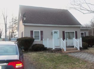 107 S Harrison St, Amboy, IN 46911