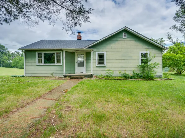148 Sunny Ln, Kingsport, TN 37660