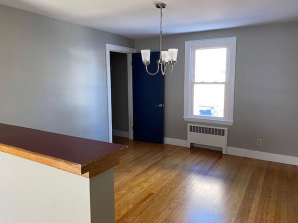 54 W Pleasant St #54