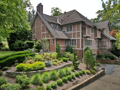 22 Stewart Rd, Essex Fells, NJ, 07021