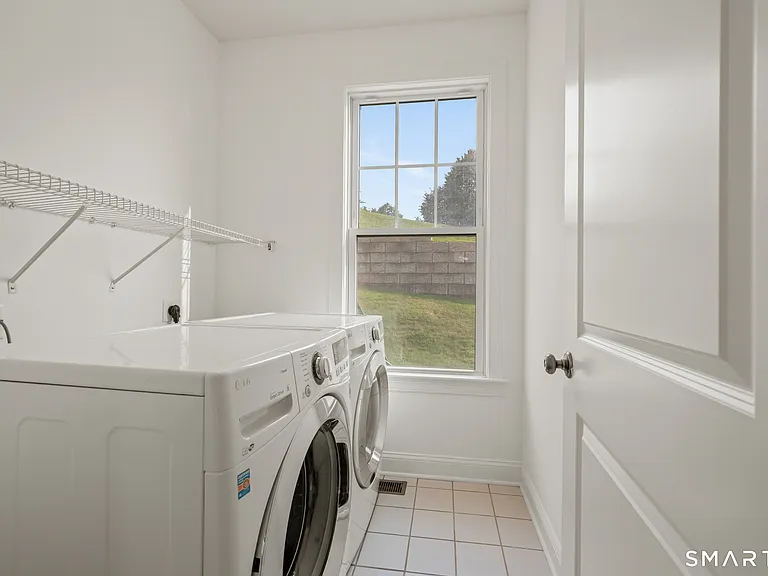 5 Rolling Hills Dr — Photo 17