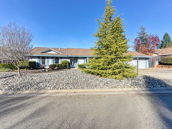 2nd image of 1499 Pemberton Way