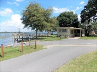 252 Fish Haven Rd, Auburndale, FL 33823