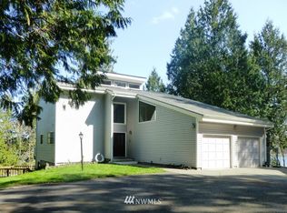 3711 Snug Harbor Rd NE, Olympia, WA 98506
