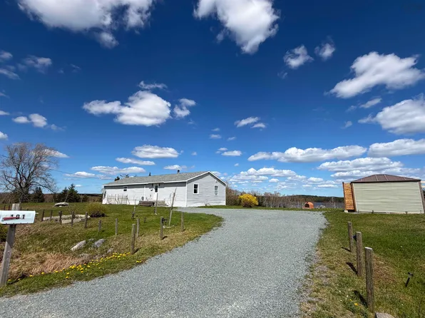 101 Scrivens Rd, Halifax, NS B0J 2R0