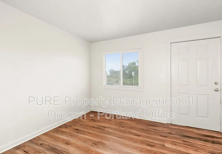 6924 N Amherst St #2 — Photo 18