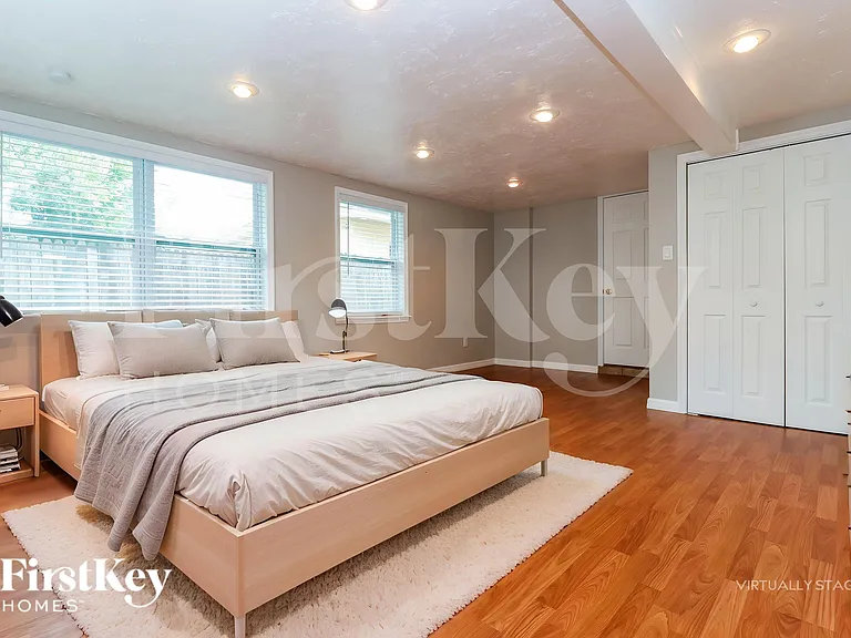 3113 Union St N — Photo 12