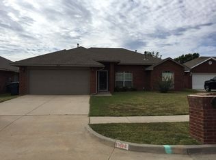 1608 Hazelwood Dr, Norman, OK 73071