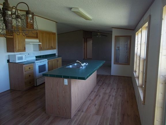 5th image of 1534 County Road 1590