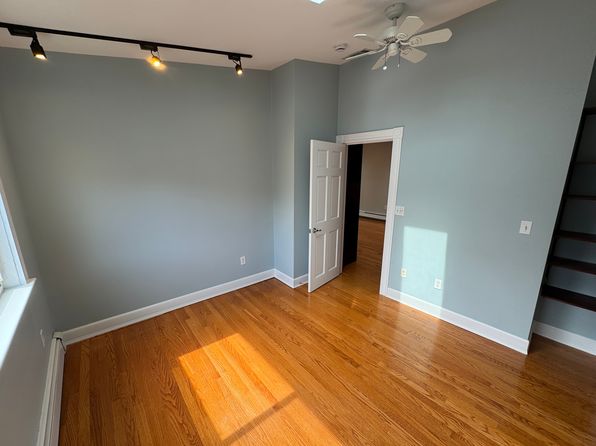 24 Ellington Rd #1