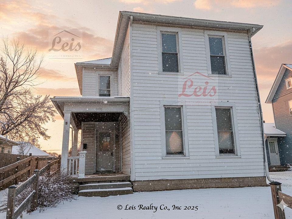 1st image of 705 S Wayne St