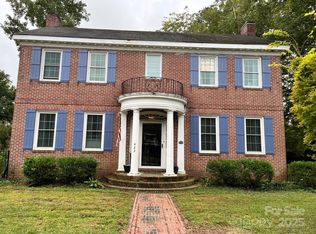 423 E Main St, Conway, NC 27820