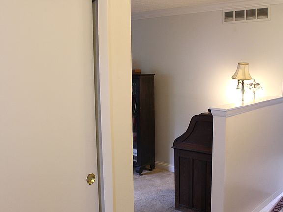 2nd image of 1762 Linkton Dr