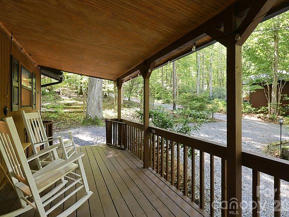 2nd image of 643 Timberline Dr