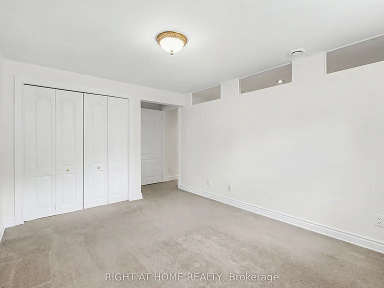 54 Fieldcrest Ave — Photo 26
