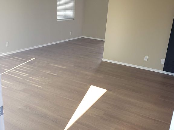 2nd image of 217 E 221st St #219