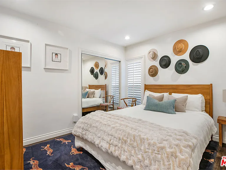 1024 N Naomi St — Photo 11