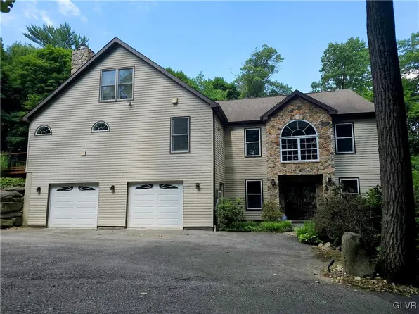 2151 Seipstown Rd, Fogelsville, PA 18051