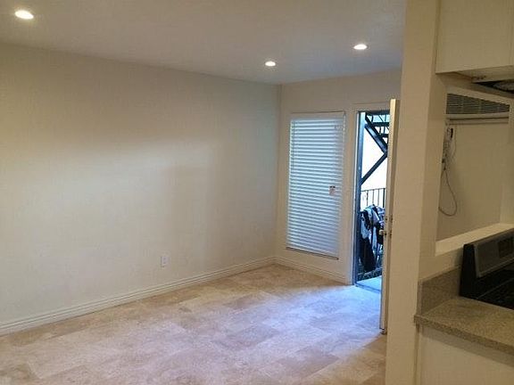 3rd image of 1250 Corson St APT 8