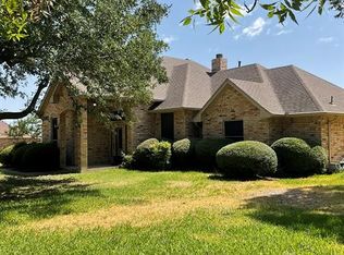 100 Burtonwood Cir, Ovilla, TX 75154