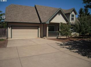 160 S 72nd St, Springfield, OR 97478