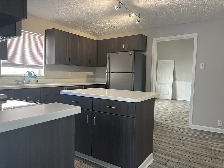 6209 Louisiana Ave — Photo 5