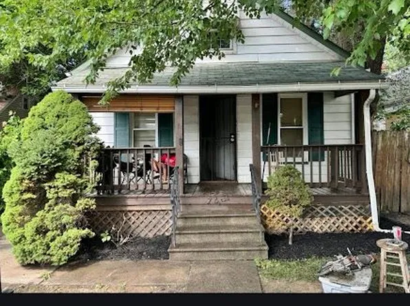 7427 Spafford Rd, Cleveland, OH 44105