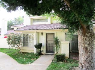6850 E Poppyview Dr, Oak Park, CA 91377