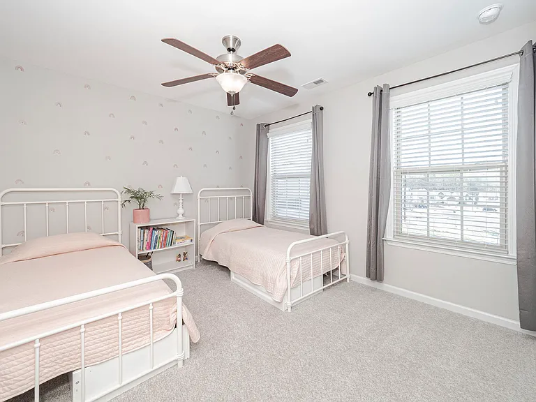 103 Dogwood Blossoms Dr — Photo 22