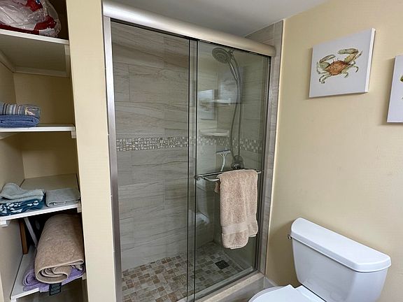 5th image of 88500 Overseas Hwy APT 301