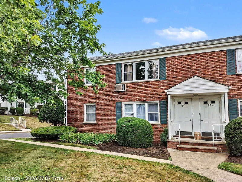 24 Garfield Park #A