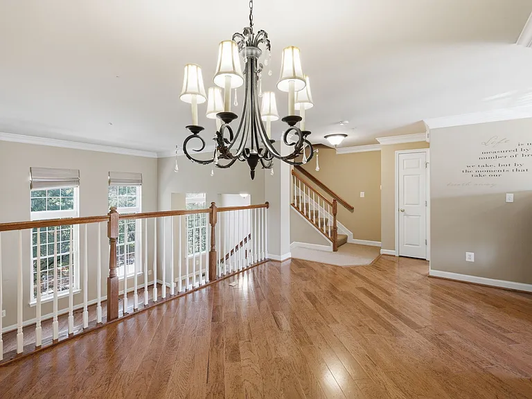 4473 Beacon Grove Cir #B — Photo 10