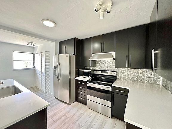 3rd image of 628 102nd Ave N