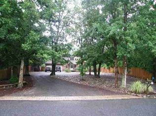 3 Baywood Dr, Ocean View, NJ 08230