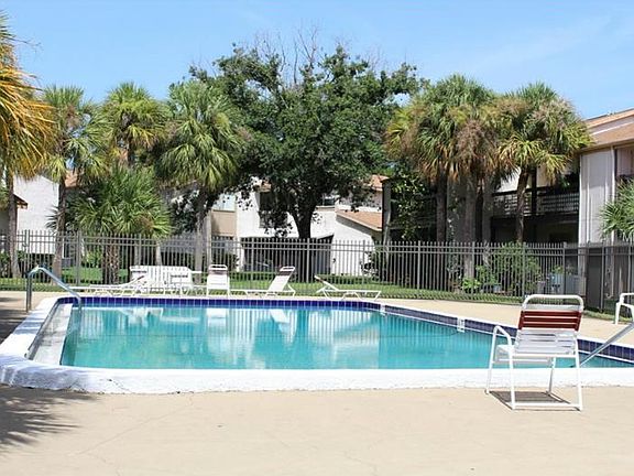 3rd image of 6345 Newtown Cir #45A2