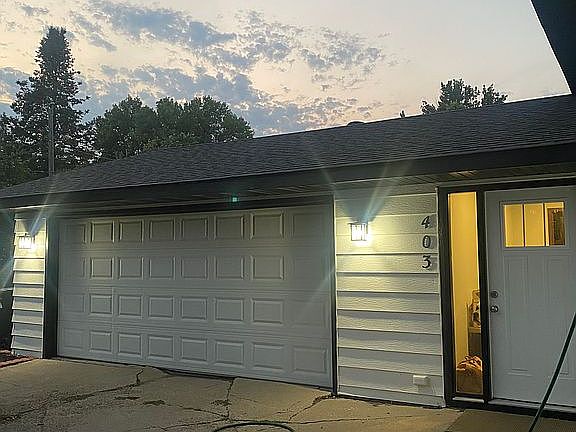 2nd image of 403 6th Ave NE