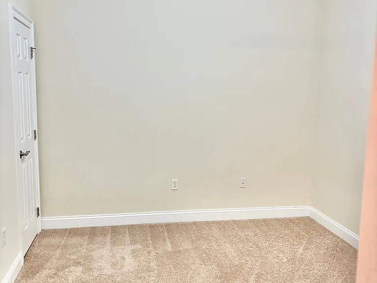 5215 Center St #105 — Photo 15