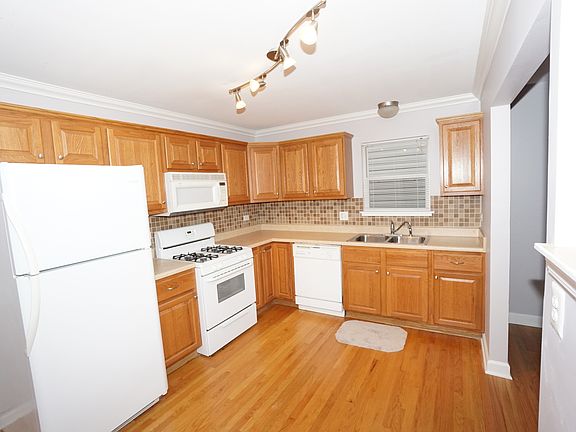 5th image of 4217 Rivertowne Ct