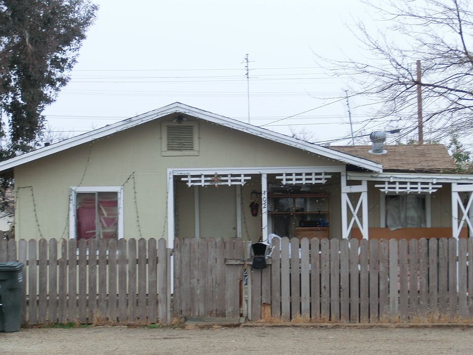 2nd image of 102 F St