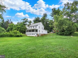 7640 Intersection Rd, Glen Rock, PA 17327