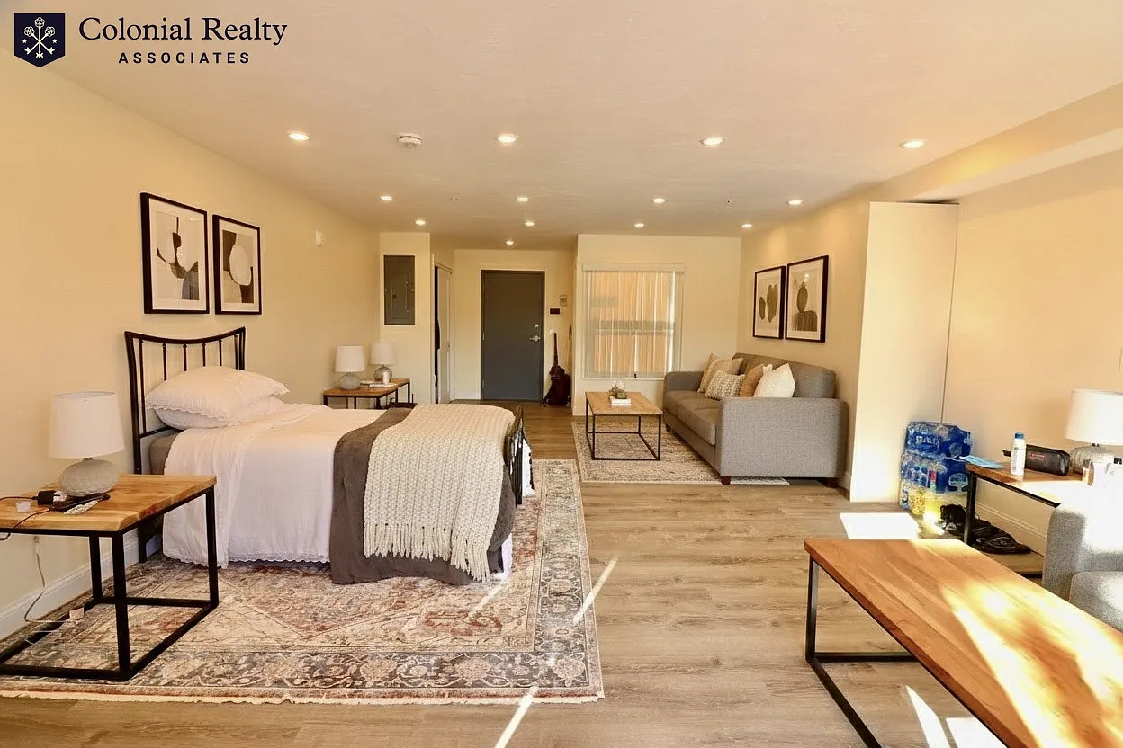 Studio, 1.0 bath, 460 sqft, $2,800 — Photo 3