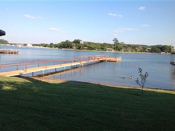 3rd image of 1225 McGinnis Point