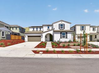 8009 Lamplight Dr, Tracy, CA 95377