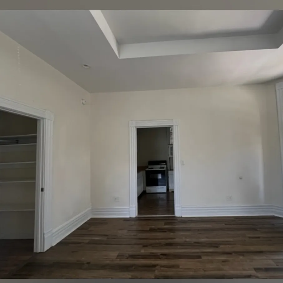 1625 Coleman Ave — Photo 2