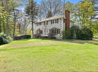 8 Wildbrook Dr, Plaistow, NH 03865