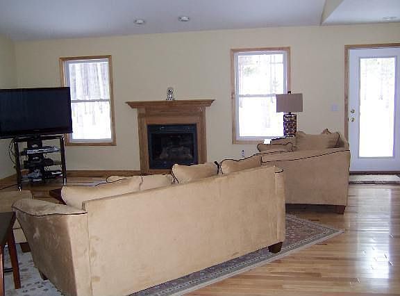 3rd image of 5182 Glendenning Trl