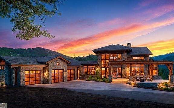 2nd image of 55 Sweetwater Way