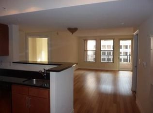 915 E St NW APT 1005, Washington, DC 20004