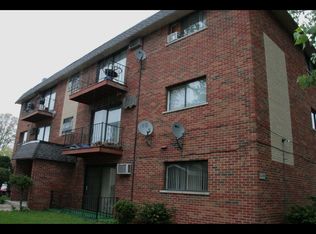 6338 W 99th Pl #3SE, Oak Lawn, IL 60453